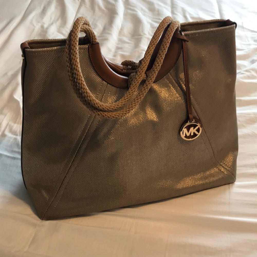 MICHAEL KORS ISLA TOTE